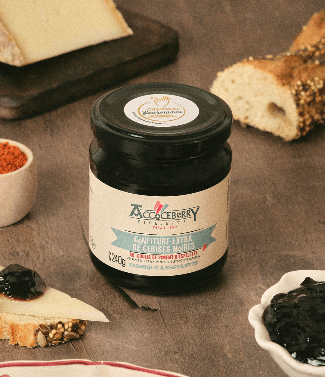 Confitures de cerises Noires au Piment d'Espelette